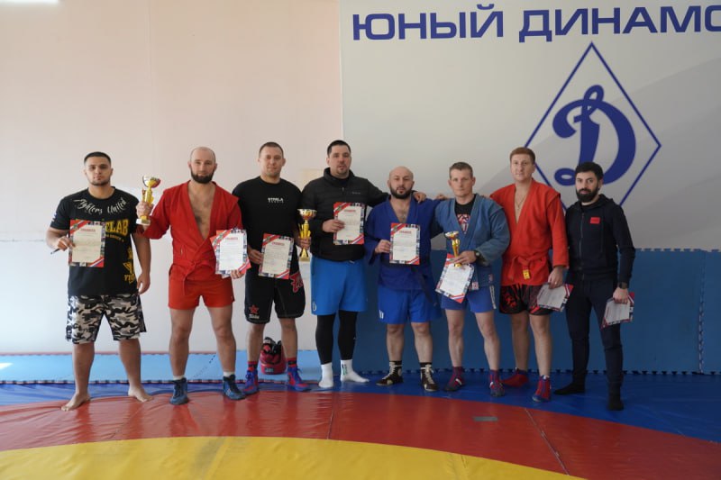 В Приморье состоялся чемпионат по самбо среди сотрудников полиции В Приморье состоялся чемпионат по самбо среди сотрудников полиции