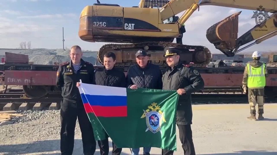 Военные следователи Следственного комитета Российской Федерации продолжают оказывать гуманитарную помощь