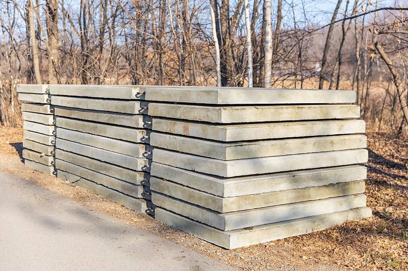 Рядом с домом № 1 в Фанерном переулке в этом году смонтируют новые перепускные трубы на сети ливневой канализации Рядом с домом № 1 в Фанерном переулке в этом году смонтируют новые перепускные трубы на сети ливневой канализации