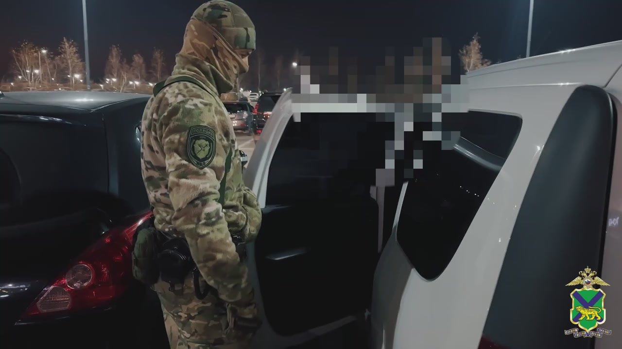 В Приморье под стражу заключён риелтор, продавший в интересах мошенников жильё обманутых пенсионерок