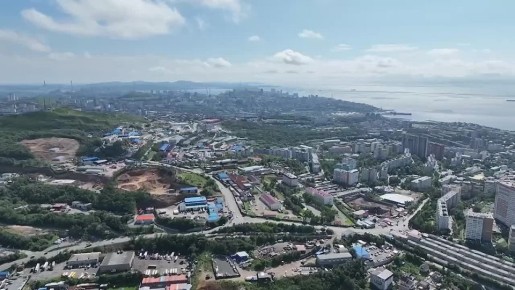 В рамках рабочей поездки в Приморский край вице-премьер Юрий Трутнев провёл совещание с губернатором и представителями правительства региона о статусе исполнения нацпроектов и проектов по президентской дальневосточной единой...