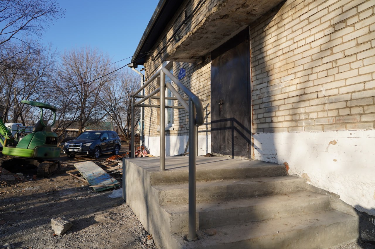 Общественные наблюдатели проверили ход ремонтов в школах округа Общественные наблюдатели проверили ход ремонтов в школах округа