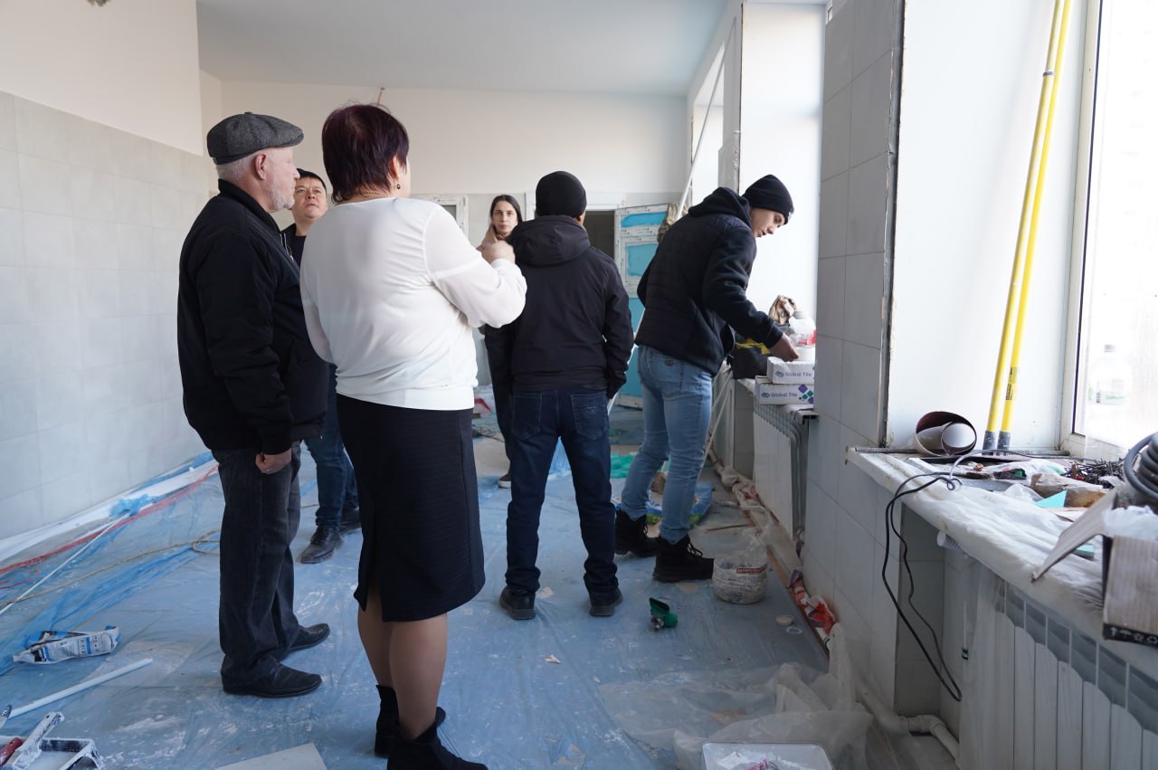 Общественные наблюдатели проверили ход ремонтов в школах округа Общественные наблюдатели проверили ход ремонтов в школах округа