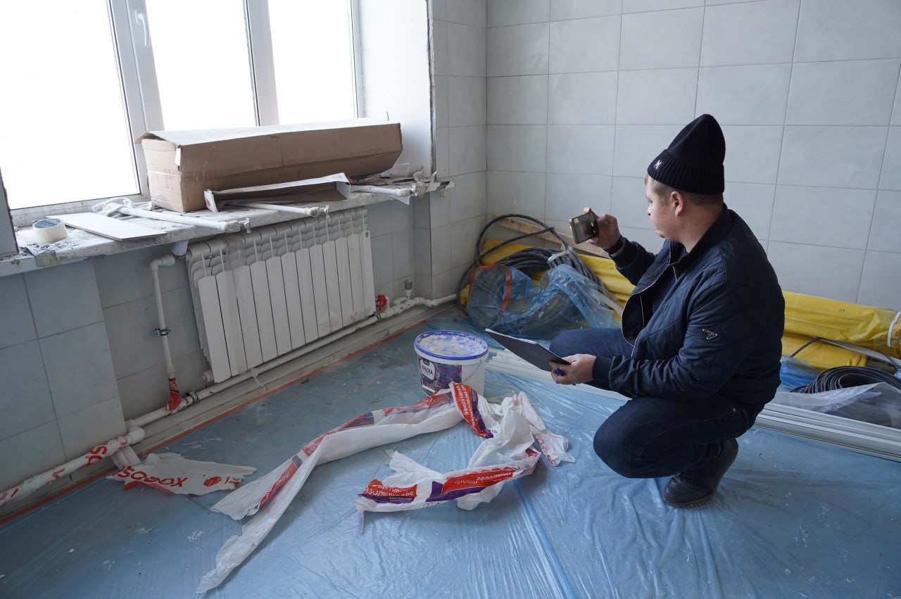 Общественные наблюдатели проверили ход ремонтов в школах округа Общественные наблюдатели проверили ход ремонтов в школах округа