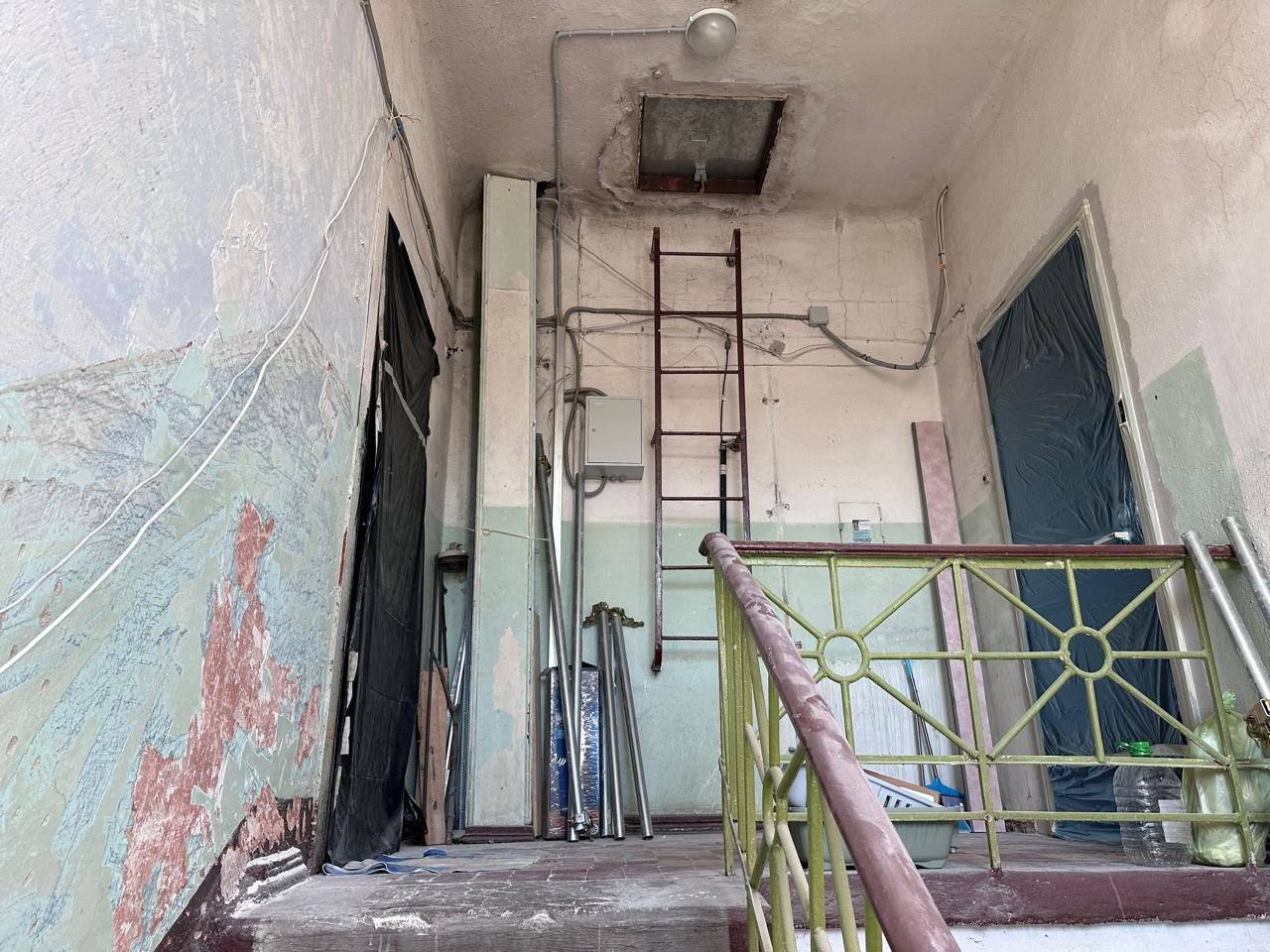 Благодаря прокуратуре во Владивостоке проведен капитальный ремонт многоквартирного дома по улице Московской, который суд постановил отремонтировать еще 15 лет назад Благодаря прокуратуре во Владивостоке проведен капитальный ремонт многоквартирного дома по улице Московской, который суд постановил отремонтировать еще 15 лет назад