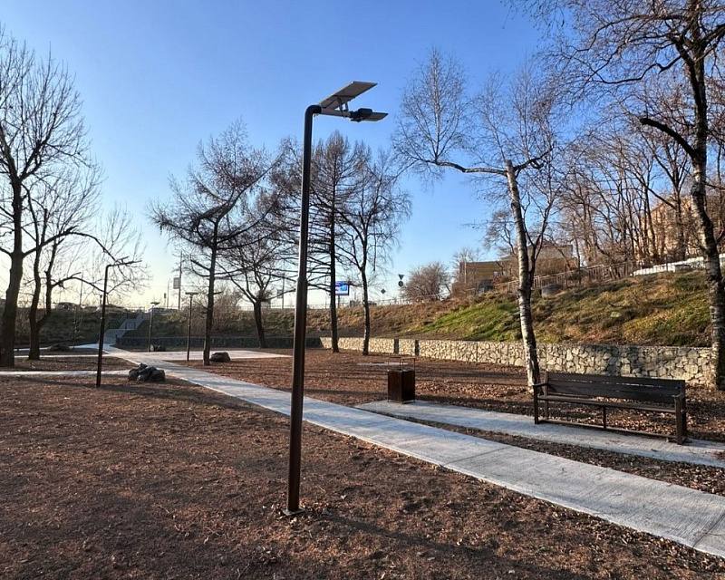 Основной этап реконструкции Курсантского сквера завершился в дальневосточной столице Основной этап реконструкции Курсантского сквера завершился в дальневосточной столице