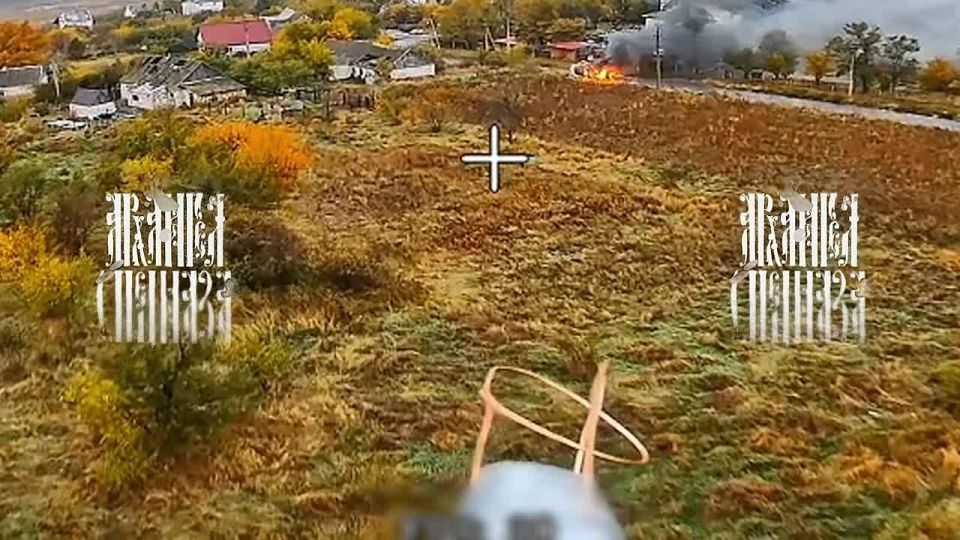 Уссурийские тигры из 83 ОДШБР ВДВ согревают водителя вражеского пикапа точным ударом дрона