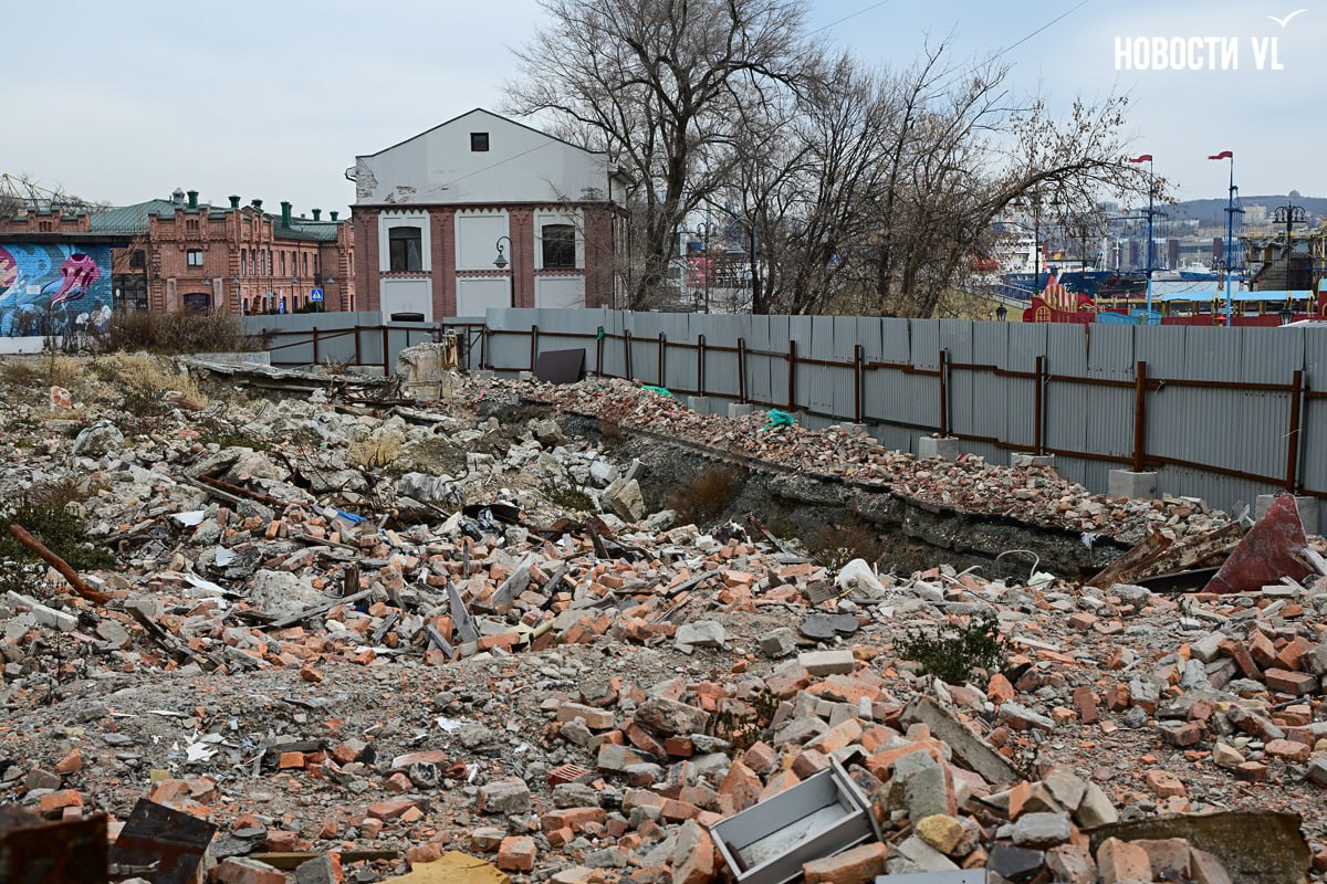 Центра креативных индустрий во Владивостоке не будет, пока нет окончательного решения суда по Матросскому клубу Центра креативных индустрий во Владивостоке не будет, пока нет окончательного решения суда по Матросскому клубу