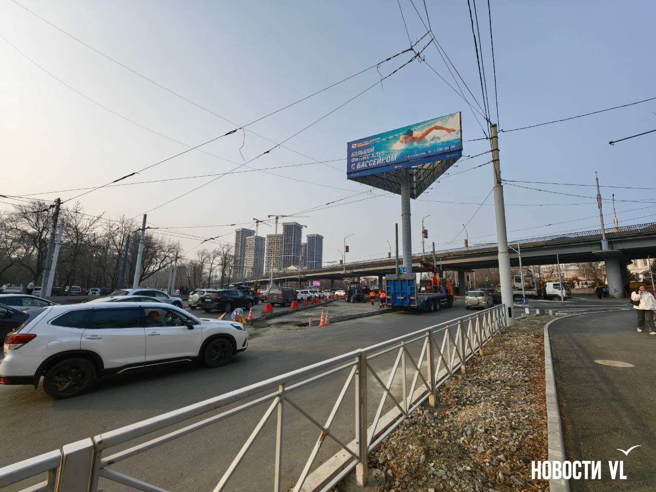 Новая схема движения на перекрёстке Русской и проспекта 100-леття Владивостока «сломала» водителей и сотрудников ГИБДД