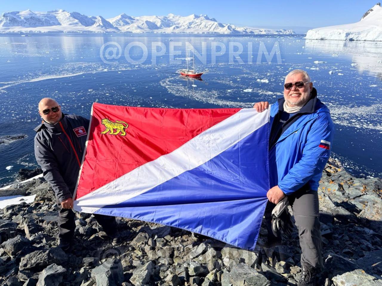 Приморцы в Антарктиде!. Как они там оказались спросите вы? А это экспедиционный поход «Русская Антарктика — Под созвездием Южного Креста» Цель проекта — актуализация значения открытия Антарктиды российскими мореплавателями...
