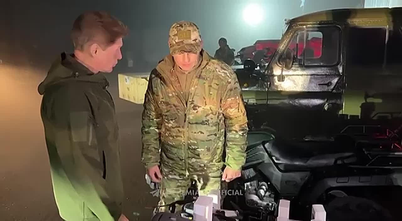 Олег Кожемяко привез приморцам на фронт новую партию техники