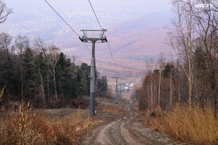 В Арсеньеве рабочий упал с крыши на строительстве горнолыжного курорта