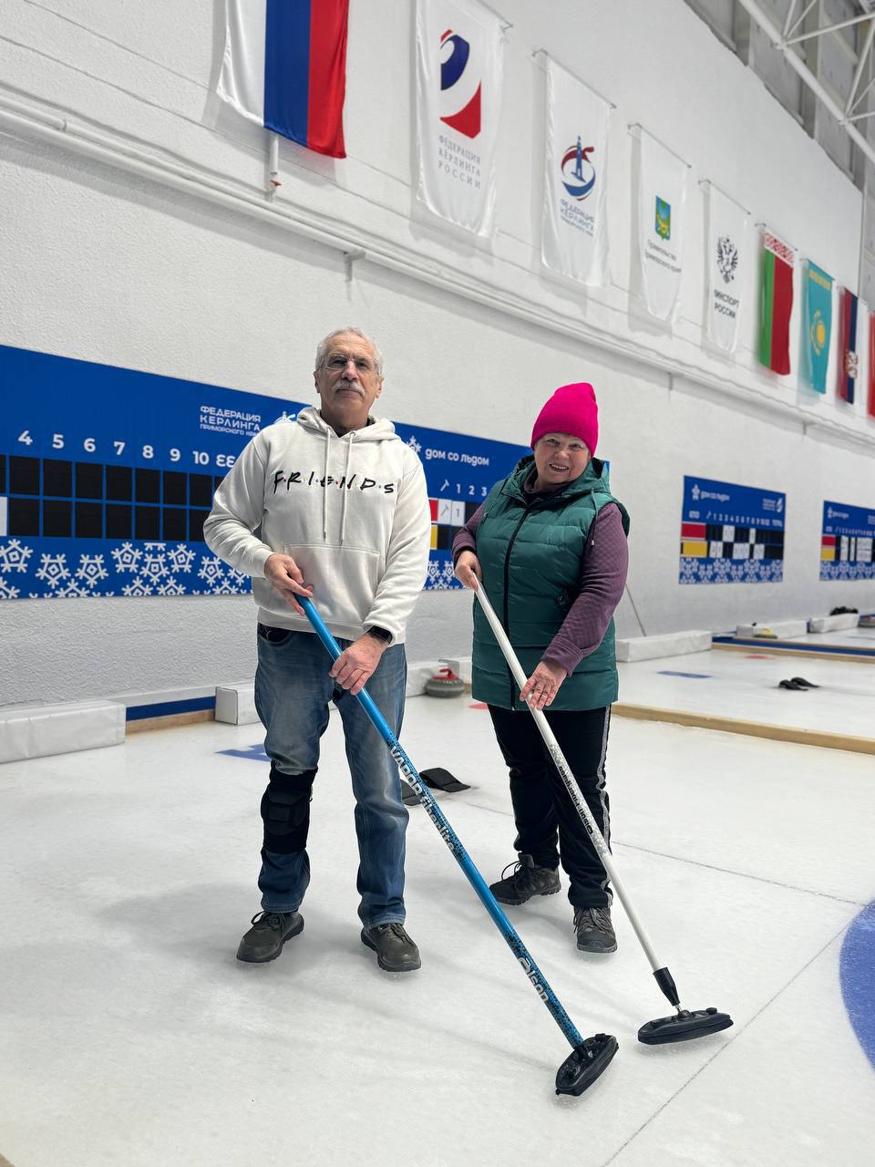 Приглашаем жителей Приморского края от 55 лет на бесплатное знакомство с кёрлингом Приглашаем жителей Приморского края от 55 лет на бесплатное знакомство с кёрлингом