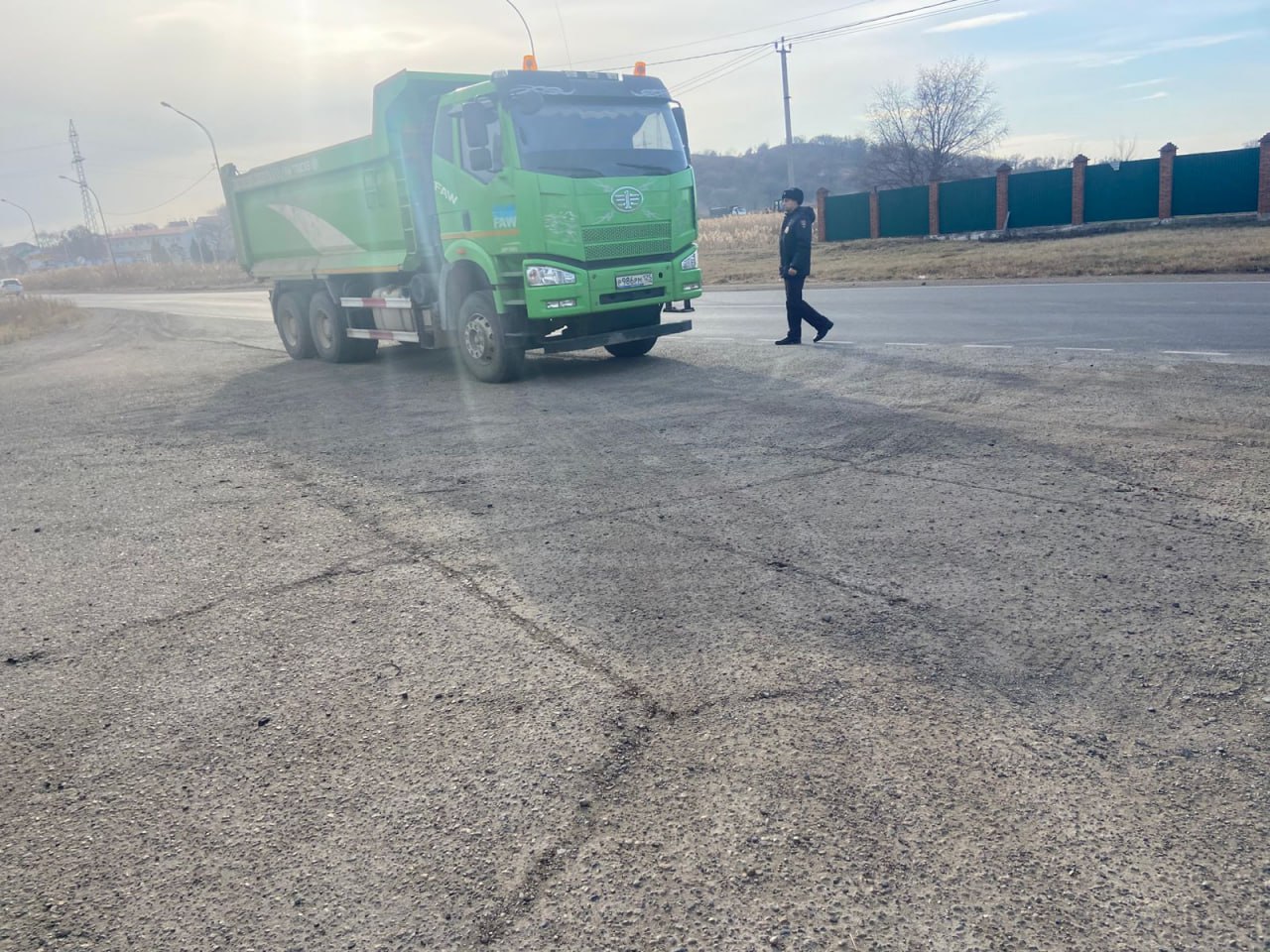 В Уссурийске осуществлён совместный рейд по контролю весовых параметров большегрузного транспорта В Уссурийске осуществлён совместный рейд по контролю весовых параметров большегрузного транспорта