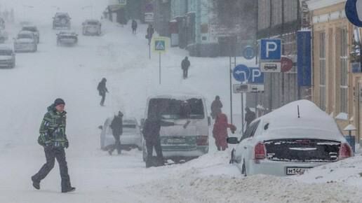 Прокуратура Приморья поставила на контроль готовность дорожного хозяйства к зимнему периоду и потребовала от властей не допустить повторения прошлогодних снежных коллапсов
