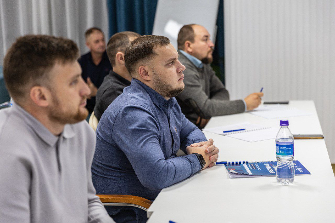 Константин Шестаков: Провели с участниками СВО, включенными в кадровую программу «Герои Приморья», очередную встречу Константин Шестаков: Провели с участниками СВО, включенными в кадровую программу «Герои Приморья», очередную встречу