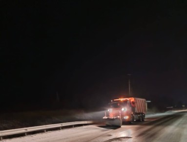 Дорожники провели очистку и обработку дороги Уссурийск – Пограничный – госграница с 20 по 54 километры