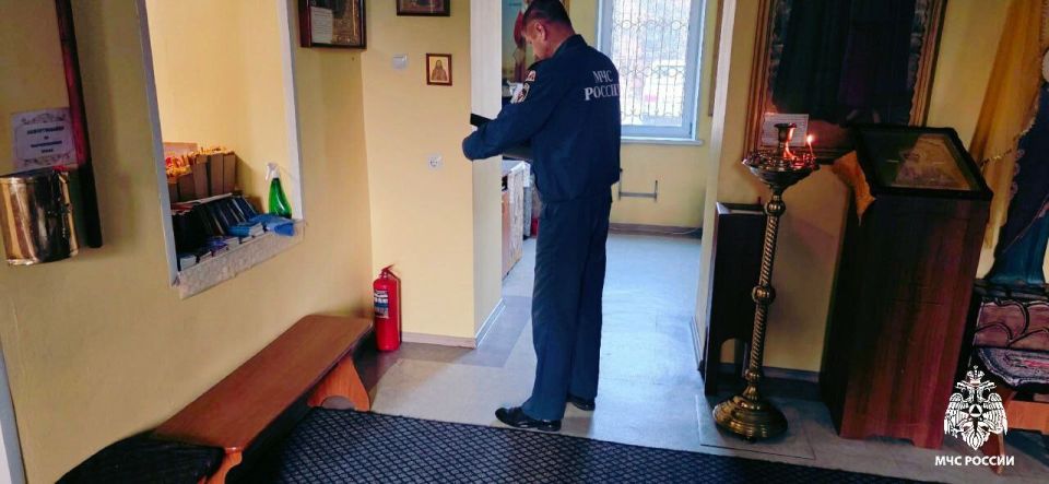 Профилактические визиты в религиозные организации Октябрьского района