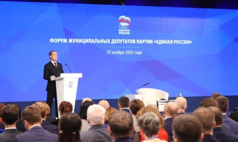 Муниципальные депутаты — на передовой! Именно они ежедневно решают самые насущные проблемы людей: от ремонта школ и больниц до благоустройства дворов