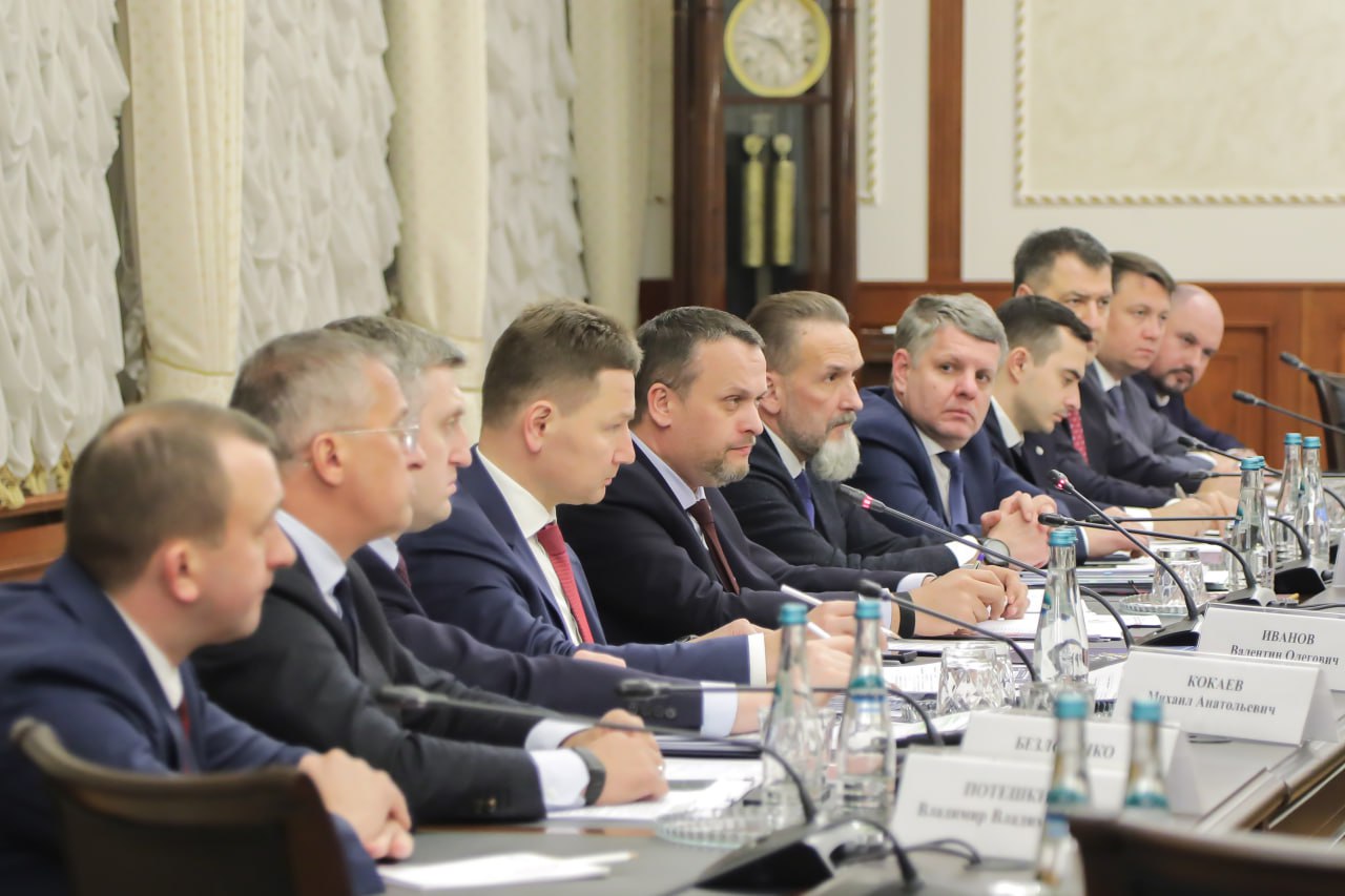 Минтранс и Хабаровский край разрабатывают программу развития судоходства на Амуре Минтранс и Хабаровский край разрабатывают программу развития судоходства на Амуре