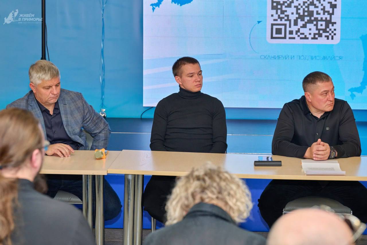 В Приморье прошло знакомство президента федерации ПОДА со спортсменами В Приморье прошло знакомство президента федерации ПОДА со спортсменами