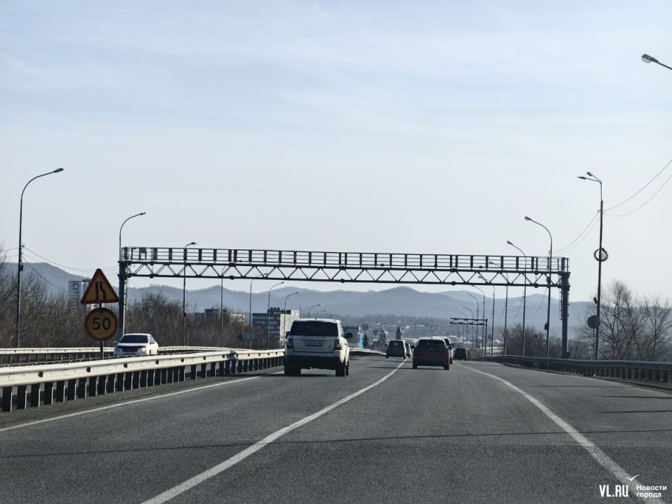 «Цифровое Приморье» восстановило рамку автоматического весогабаритного контроля на путепроводе в Угловом