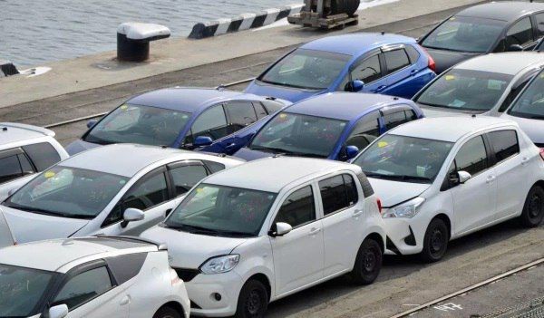 За двое суток в Приморье зарегистрировано 6 тысяч деклараций на авто