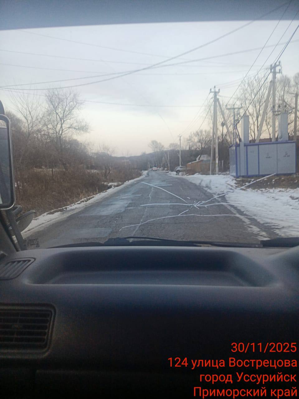 Продолжается обработка и очистка городских дорог Уссурийска Продолжается обработка и очистка городских дорог Уссурийска