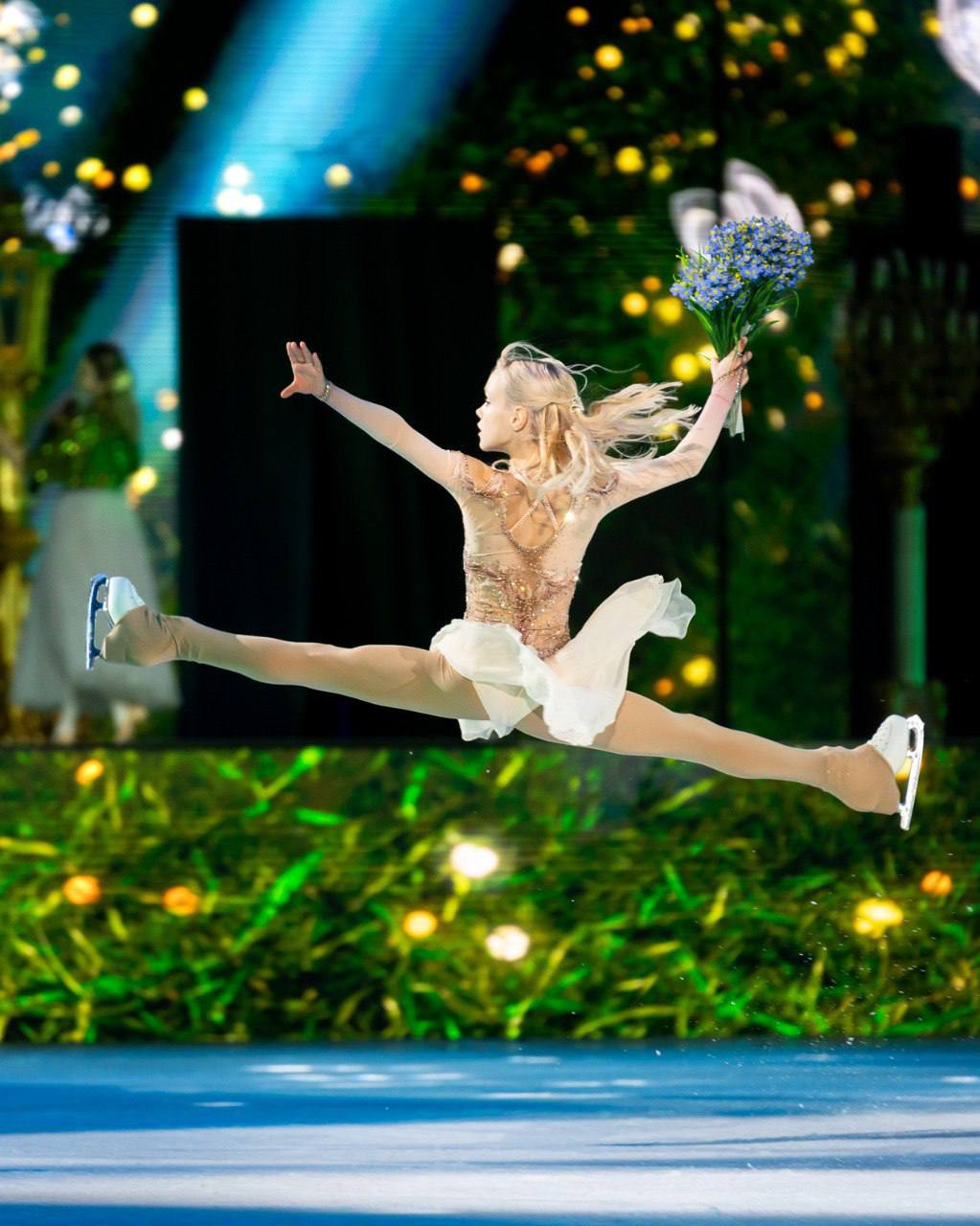 Ледовое шоу «Сказки» Евгения Плющенко: премьера сезона, возвращение легенды! Ледовое шоу «Сказки» Евгения Плющенко: премьера сезона, возвращение легенды!