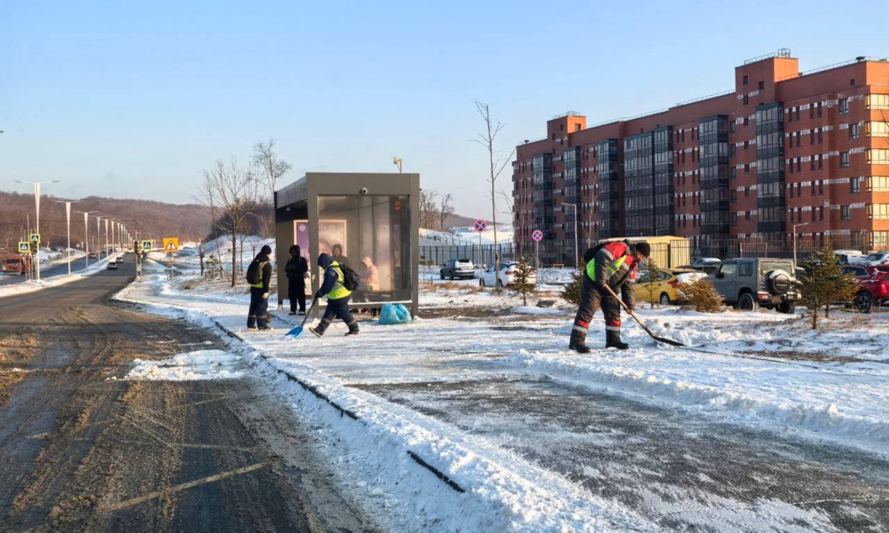 Дорожники продолжают работу по ликвидации последствий прошедших осадков Дорожники продолжают работу по ликвидации последствий прошедших осадков