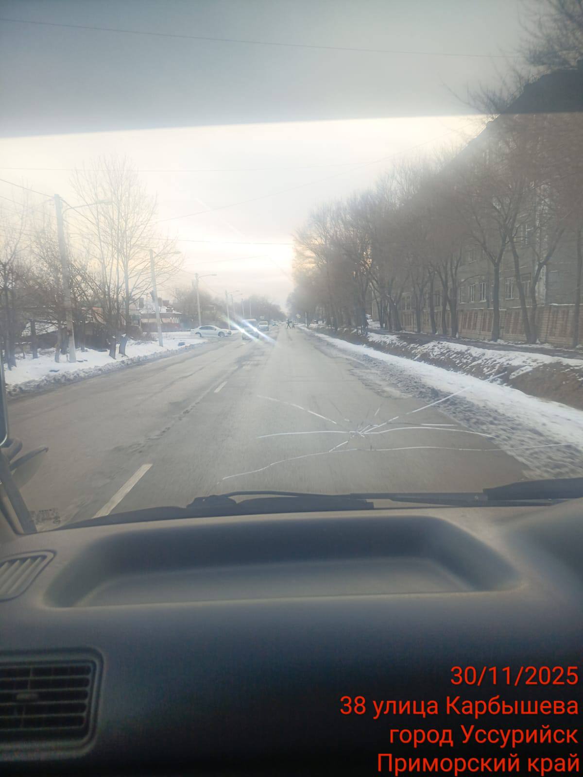 Продолжается обработка и очистка городских дорог Уссурийска Продолжается обработка и очистка городских дорог Уссурийска