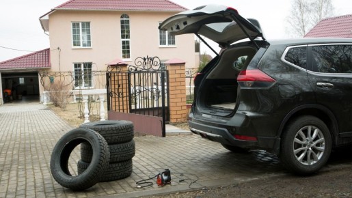 Шипованные или «липучки»: проблема замены зимней резины решена раз и навсегда