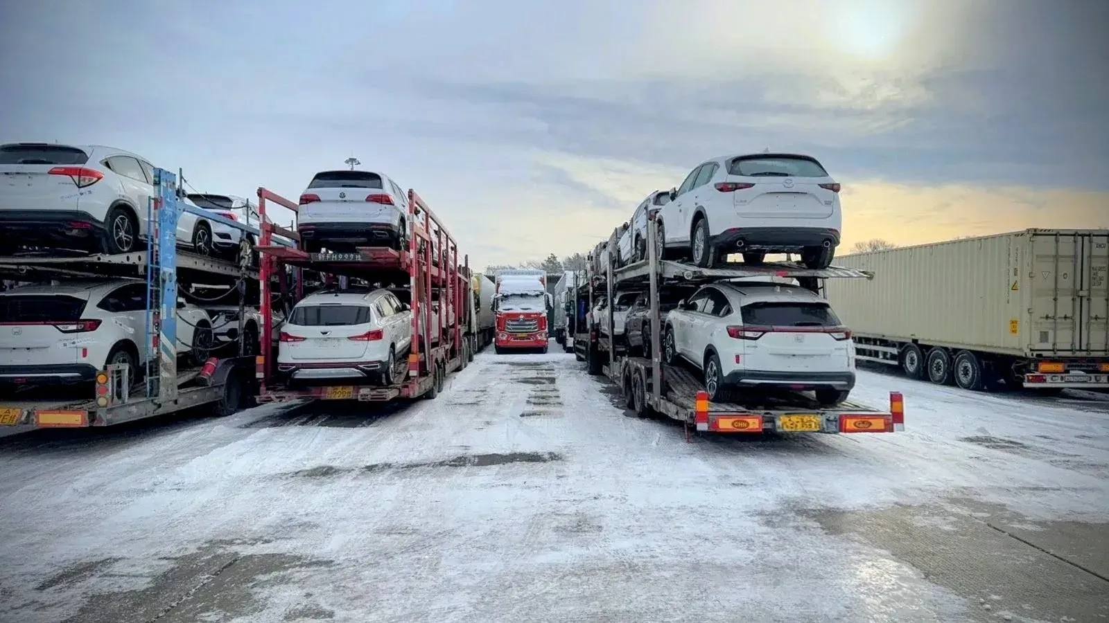 30 ноября в таможни Приморья подано более 700 ПТД на автомобили физических лиц 30 ноября в таможни Приморья подано более 700 ПТД на автомобили физических лиц