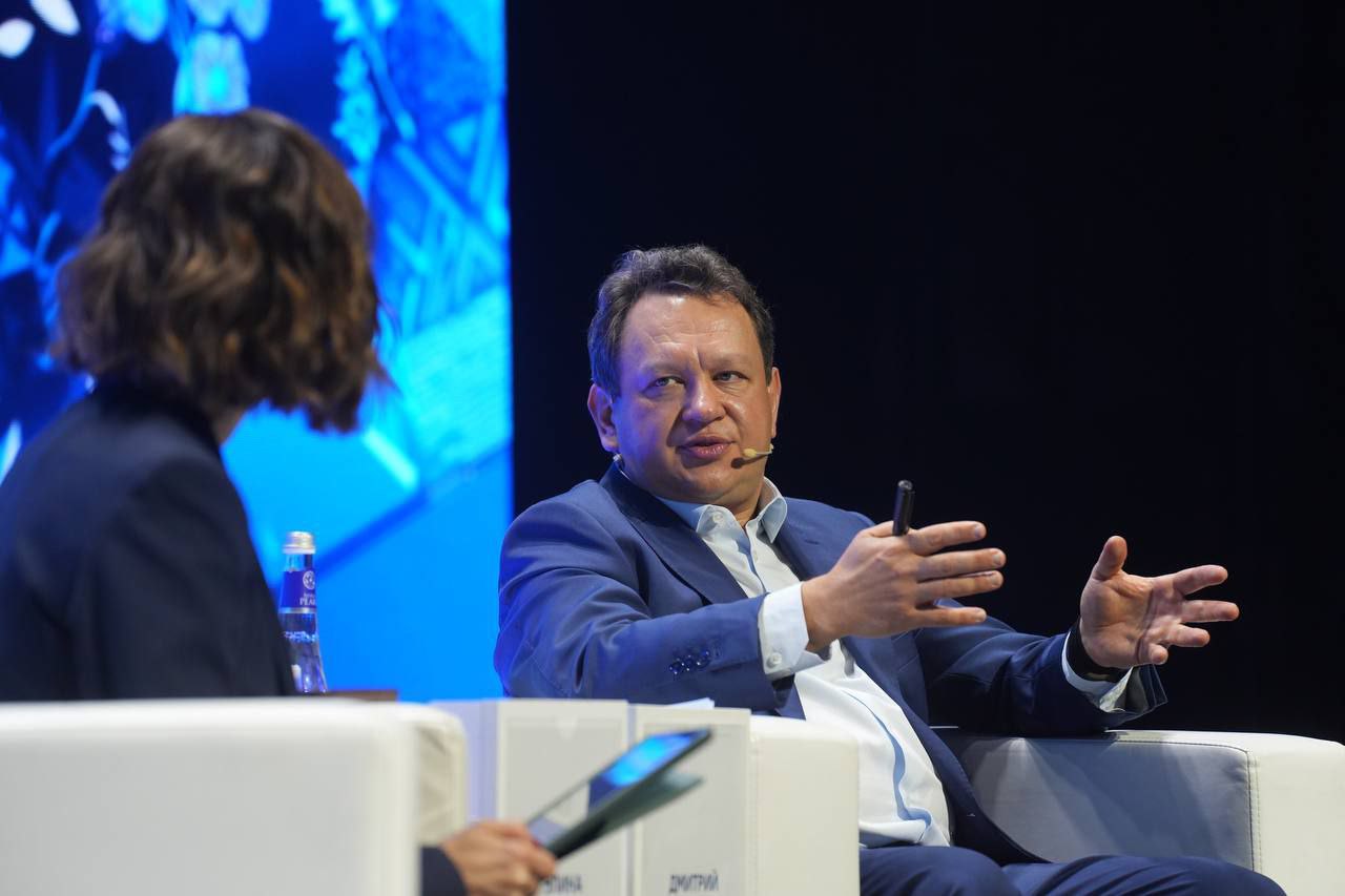 Первый зампред ВТБ Дмитрий Пьянов представил пьесу об инфляции и курсе рубля