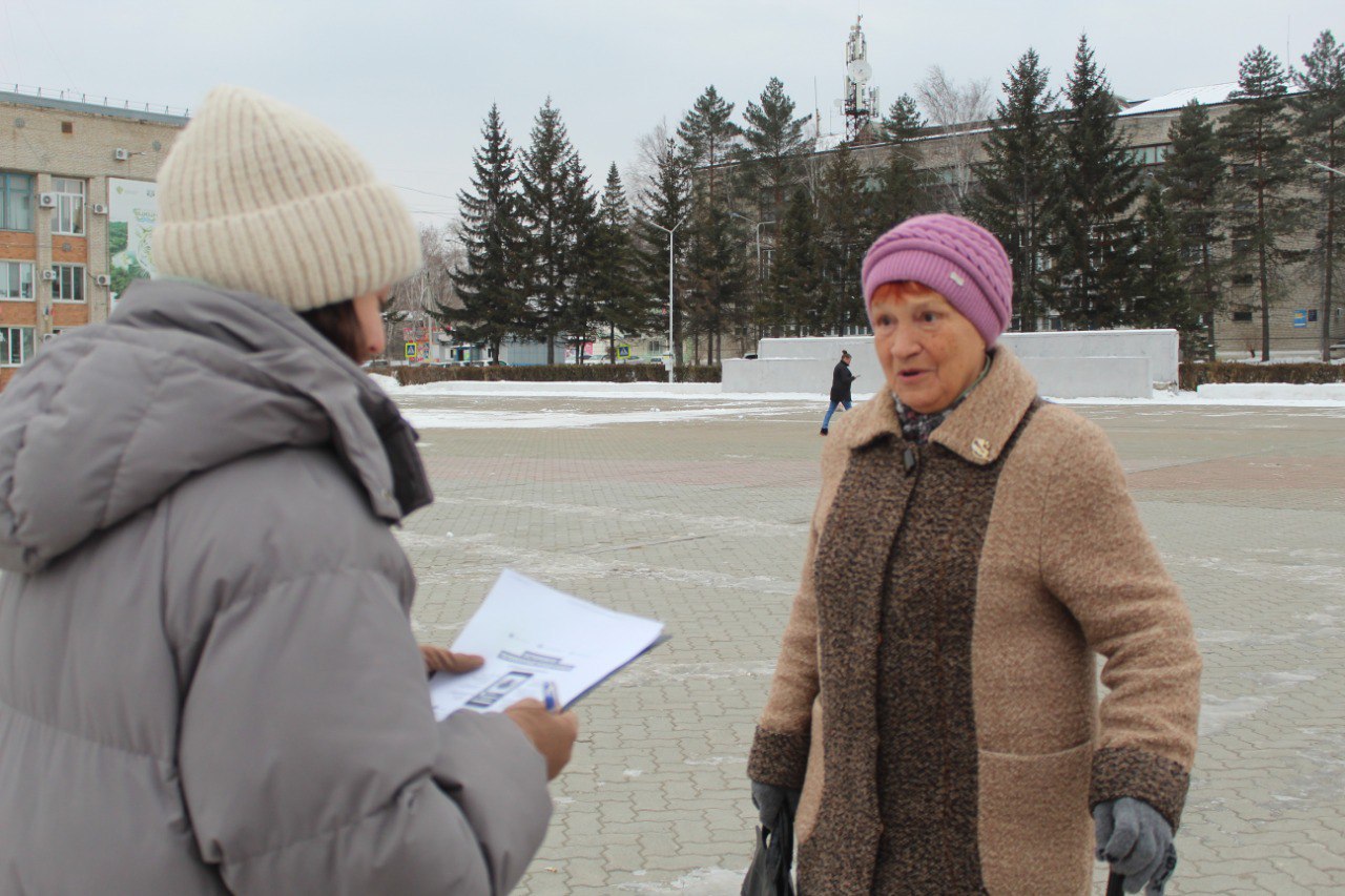 Полицейские Пожарского округа провели профилактические беседы с пожилыми людьми и водителями автомобилей Полицейские Пожарского округа провели профилактические беседы с пожилыми людьми и водителями автомобилей