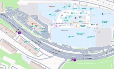 Во Владивостоке в районе домов 43-45 на улице Калинина знаки ликвидируют зону платной парковки
