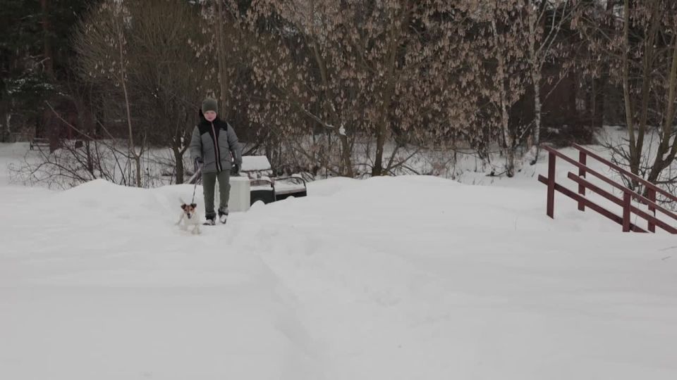 Помните, что на тонкий, неокрепший лед выходить ЗАПРЕЩЕНО!