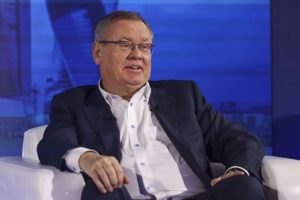 ВТБ планирует направить на дивиденды до 50% от чистой прибыли за 2025 год