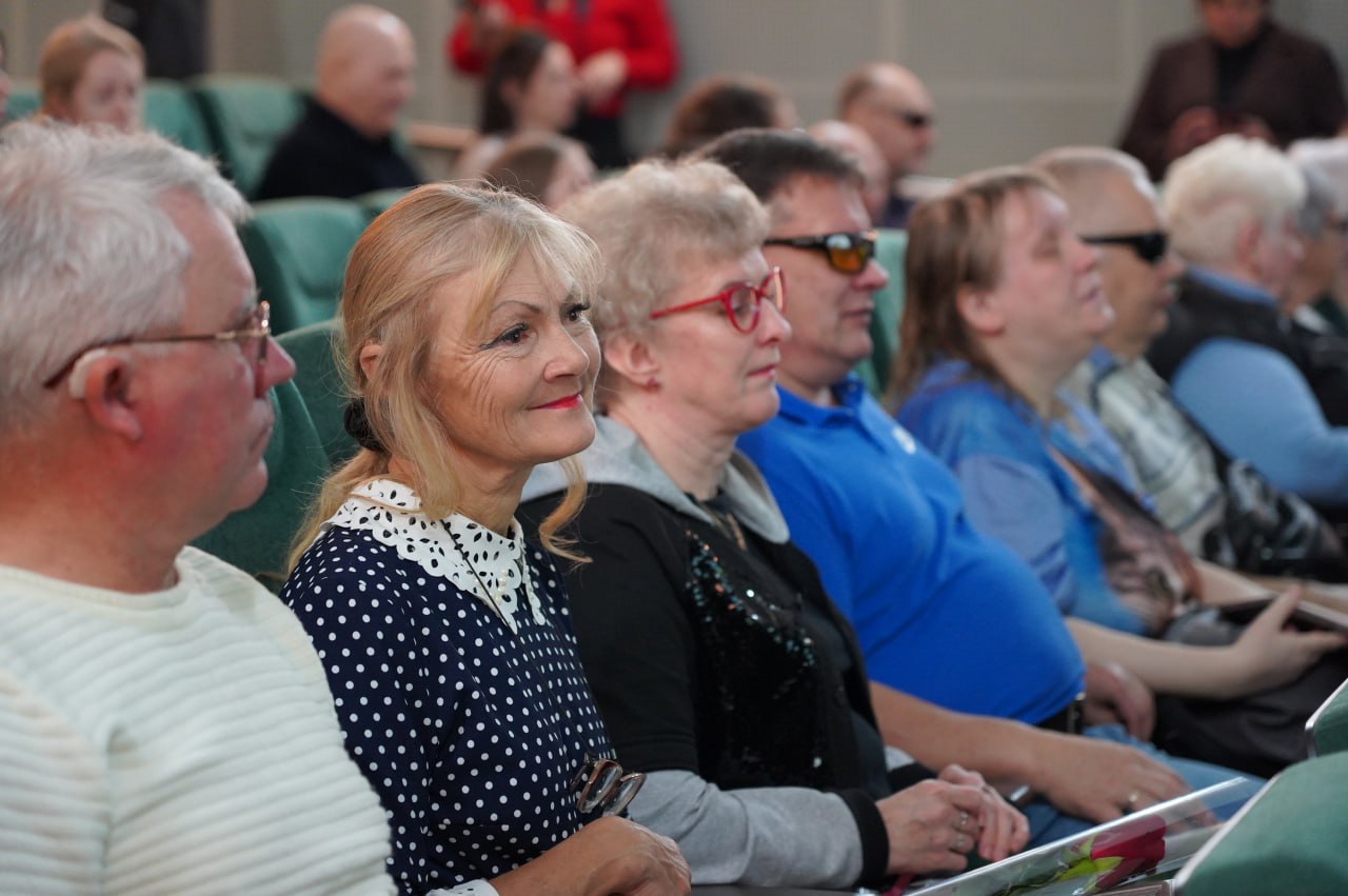 Евгений Корж: Сегодня отмечается Международный день инвалидов — особенный день, наполненный теплом и заботой о людях, чей жизненный путь полон трудностей, но одновременно богат вдохновением и силой духа Евгений Корж: Сегодня отмечается Международный день инвалидов — особенный день, наполненный теплом и заботой о людях, чей жизненный путь полон трудностей, но одновременно богат вдохновением и силой духа