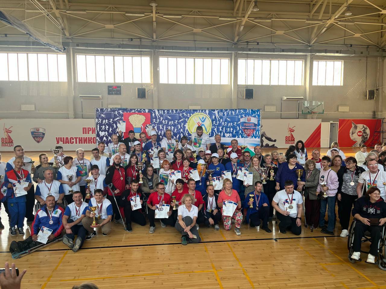 Евгений Корж: Сегодня отмечается Международный день инвалидов — особенный день, наполненный теплом и заботой о людях, чей жизненный путь полон трудностей, но одновременно богат вдохновением и силой духа