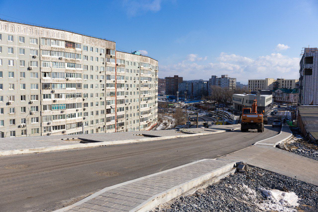 Константин Шестаков: Новую дорогу в районе кёрлинг-центра во Владивостоке готовят к сдаче Константин Шестаков: Новую дорогу в районе кёрлинг-центра во Владивостоке готовят к сдаче