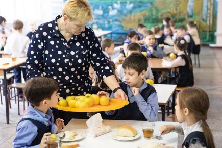 Внеплановая проверка питания прошла в школе № 11 Владивостока