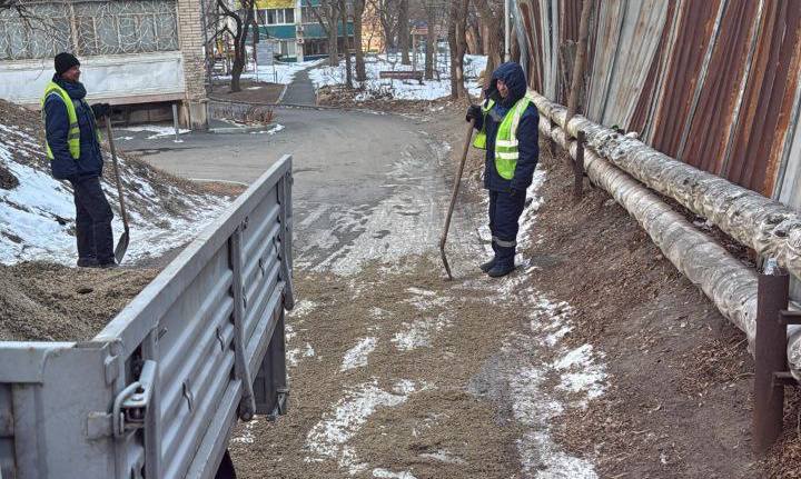 Сегодня во Владивостоке: установка дорожных знаков, дорожные работы, демонтаж, промывка ливнёвок и ликвидация последствий непогоды Сегодня во Владивостоке: установка дорожных знаков, дорожные работы, демонтаж, промывка ливнёвок и ликвидация последствий непогоды