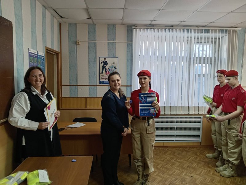 В Хорольском округе Приморья юнармейцы организовали отряд юных инспекторов движения В Хорольском округе Приморья юнармейцы организовали отряд юных инспекторов движения