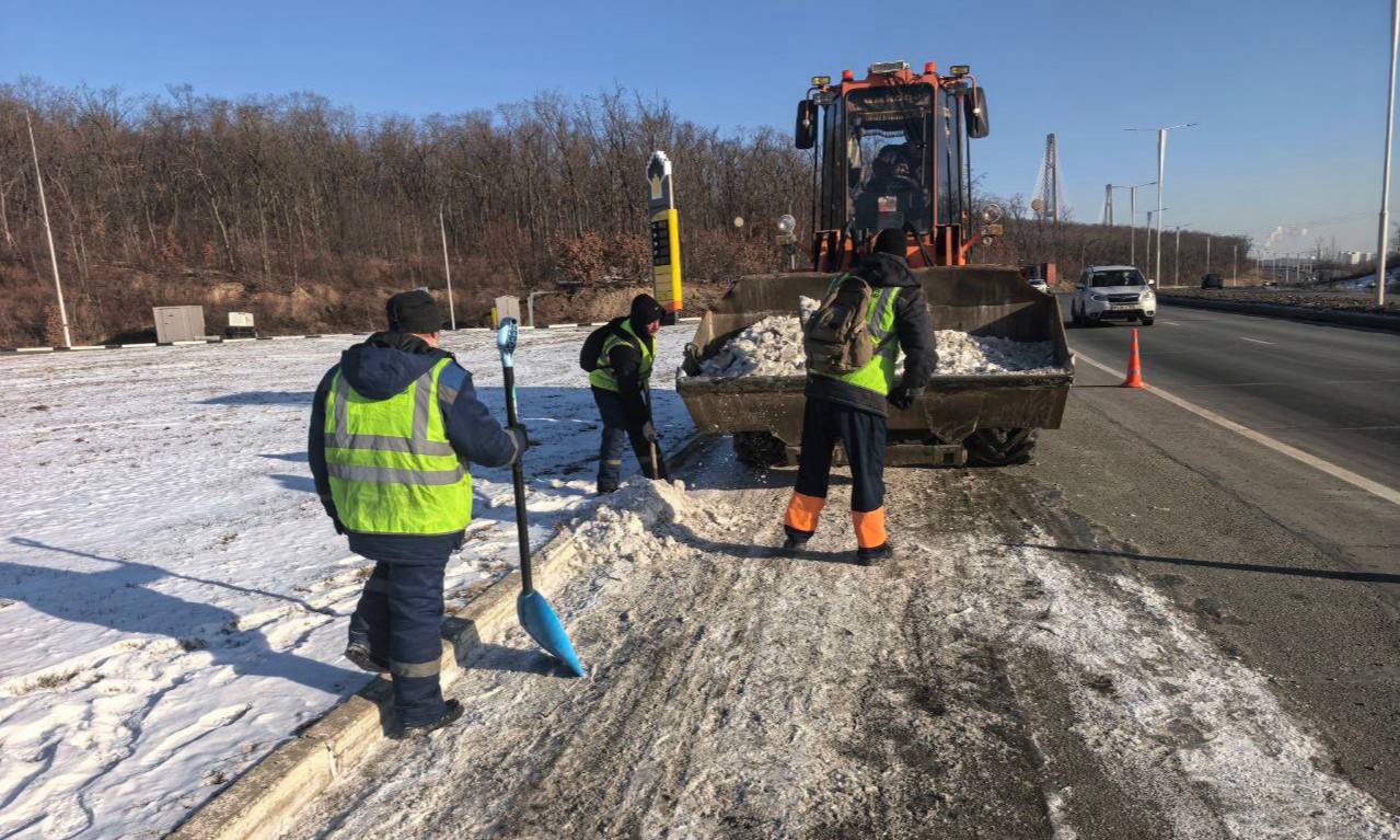 Сегодня во Владивостоке: установка дорожных знаков, дорожные работы, демонтаж, промывка ливнёвок и ликвидация последствий непогоды Сегодня во Владивостоке: установка дорожных знаков, дорожные работы, демонтаж, промывка ливнёвок и ликвидация последствий непогоды