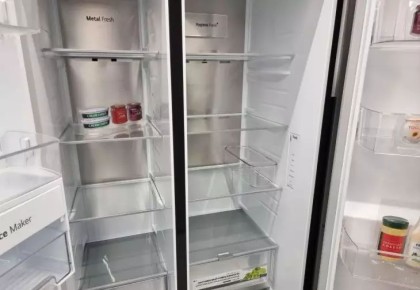 Три продукта в холодильнике могут стать токсичными: диетолог предупредила