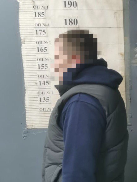 Во Владивостоке сотрудники патрульно-постовой службы полиции задержали подозреваемого в контактном мошенничестве Во Владивостоке сотрудники патрульно-постовой службы полиции задержали подозреваемого в контактном мошенничестве