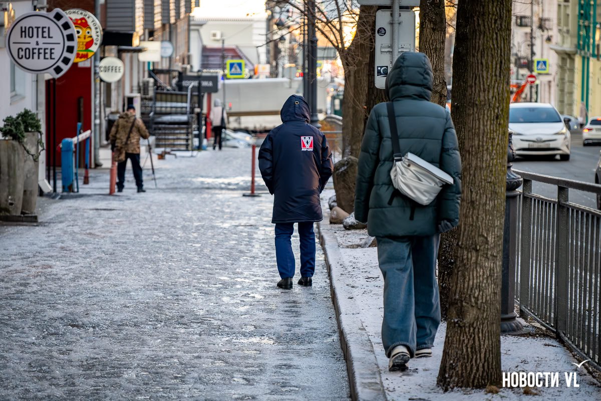 Количество травм из-за гололёда во Владивостоке выросло на 10%