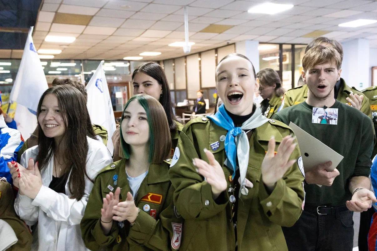 Акция «Снежный десант Российских студенческих отрядов» стартовала сегодня в ВВГУ Акция «Снежный десант Российских студенческих отрядов» стартовала сегодня в ВВГУ