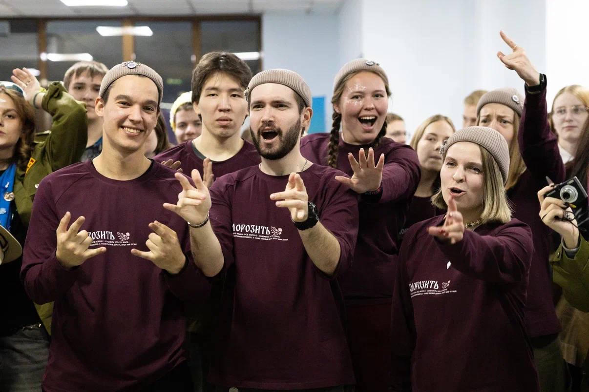 Акция «Снежный десант Российских студенческих отрядов» стартовала сегодня в ВВГУ Акция «Снежный десант Российских студенческих отрядов» стартовала сегодня в ВВГУ